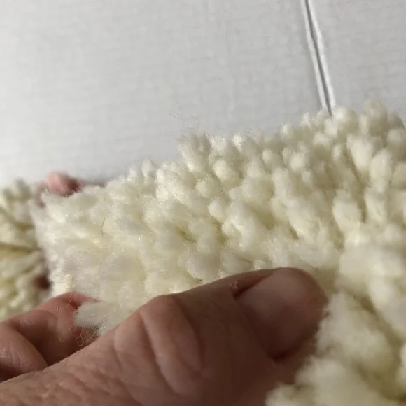 Handmade Shepherd Dog Wall Latch Hook Rug - Picture 8 of 9